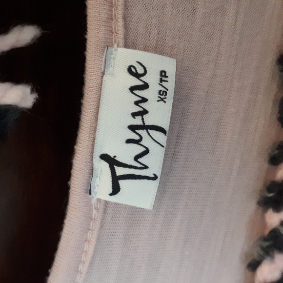 Pink maternity top  Size XS - Picture 2 of 6